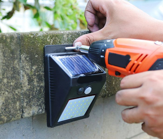 home floodlights installation